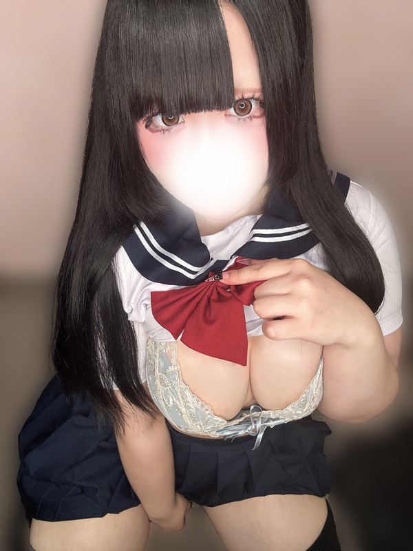 ももな